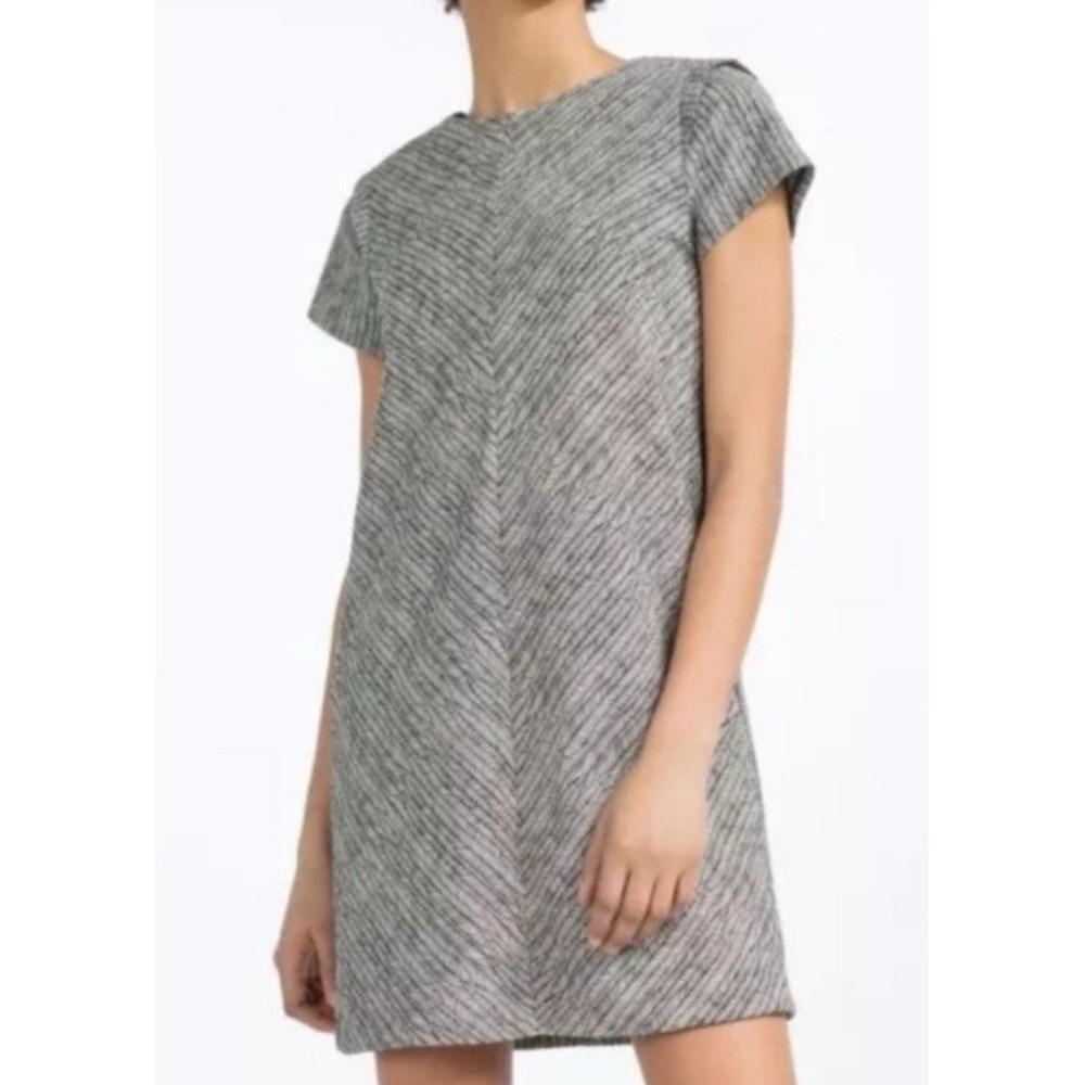 Zara Basic Black White Textured Shift Dress Mod A-Line Mini Office to Night Out